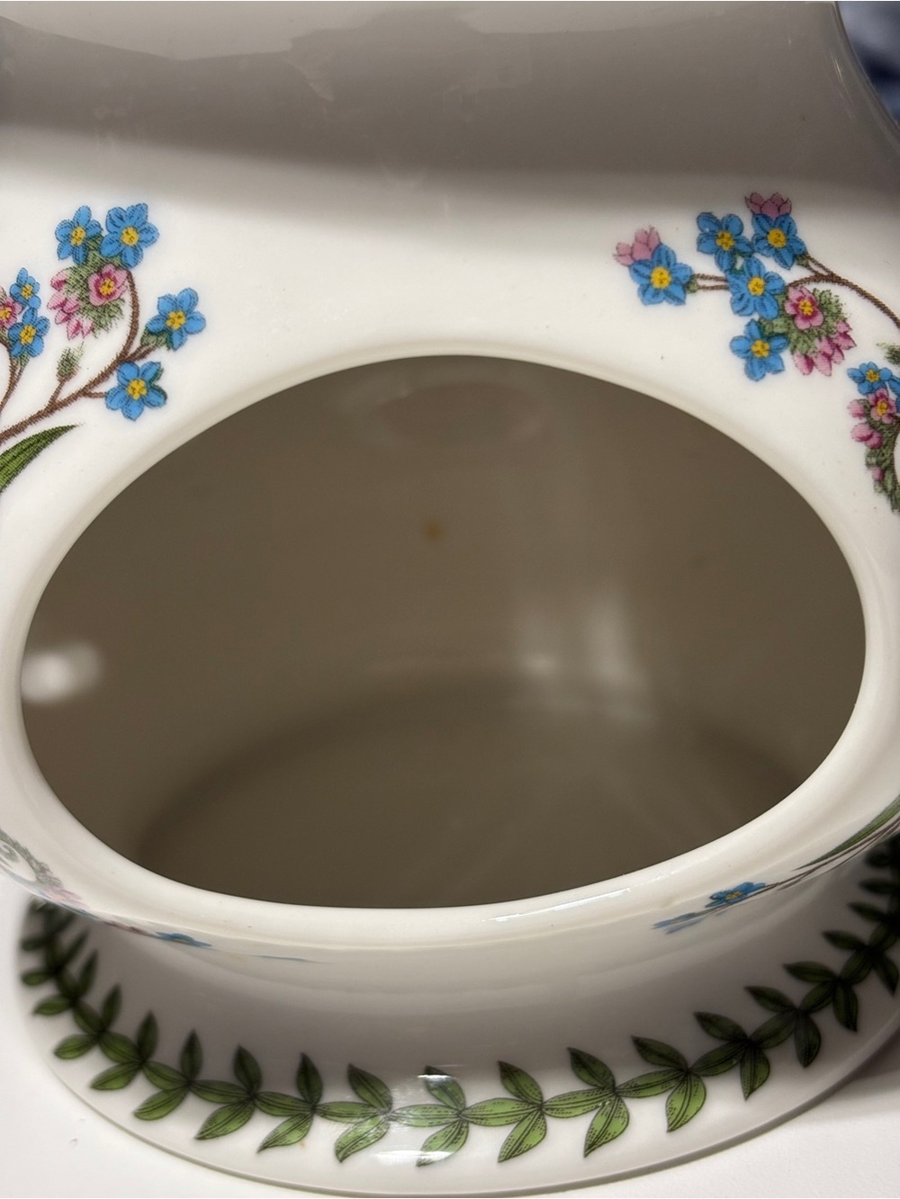 Portmeirion Botanic Garden Ceramic Oil or Wax Burner - Picture 5 of 9